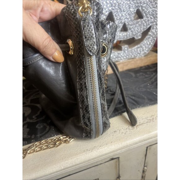 BE&D Genuine Leather Python Bucket Drawstring Crossbody Handbag Purse Nordstrom - Picture 7 of 12